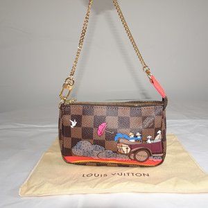 Louis Vuitton 2015 Christmas Animation Mini Pochette Accessories